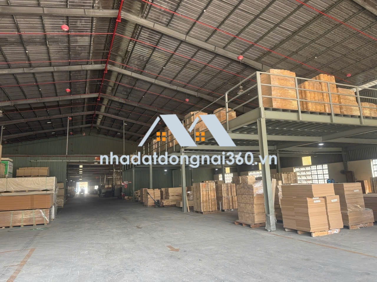 Cho thuê nhà xưởng 9.500m2 giá chỉ 570 triệu. Trảng Dài-TP Đồng Nai