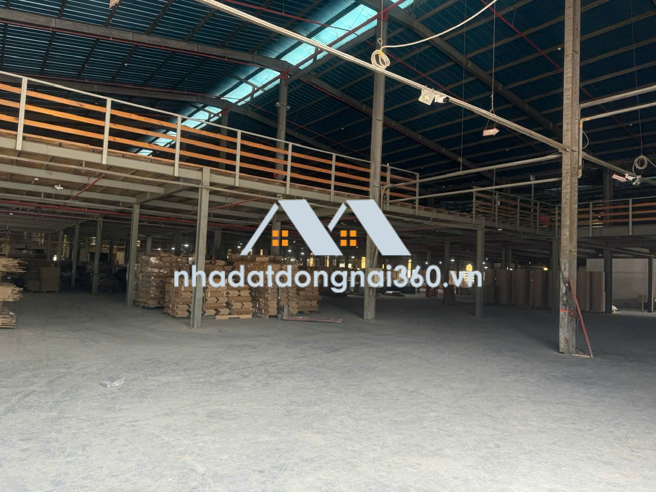 Cho thuê nhà xưởng 9.500m2 giá chỉ 570 triệu. Trảng Dài-TP Đồng Nai