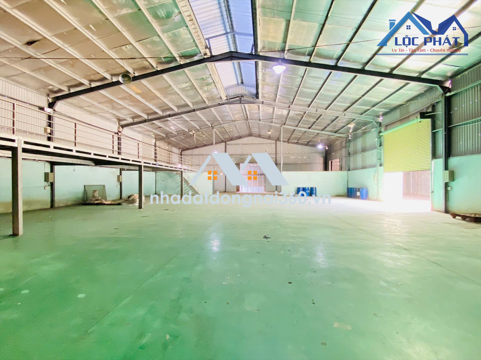 Cho thuê nhà xưởng 1.500m2 giá rẻ chỉ 45 triệu. Vĩnh Cửu-Đồng Nai