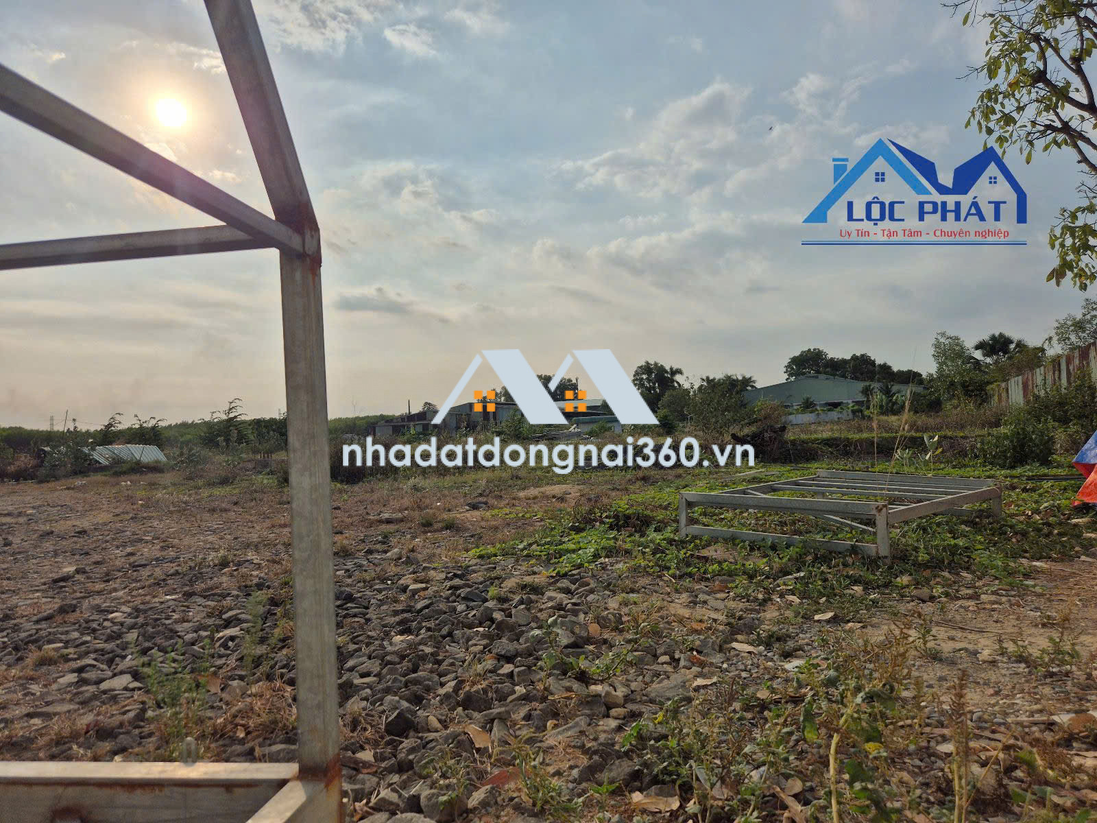 Bán đất xây dựng xưởng 15000m2 tại P. Phước Tân, TP Đồng Nai.