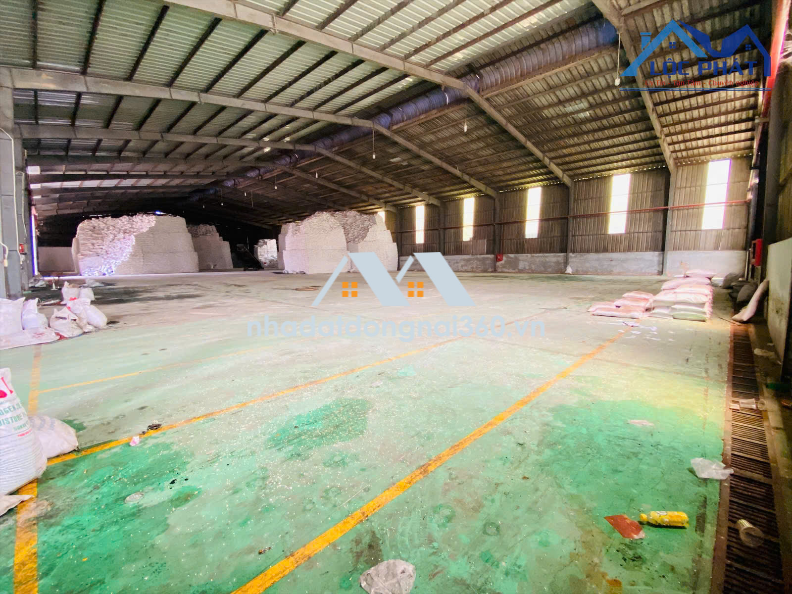 Cho thuê nhà xưởng 4.600m2 giá chỉ 160 triệu. Phước Tân-Đồng Nai