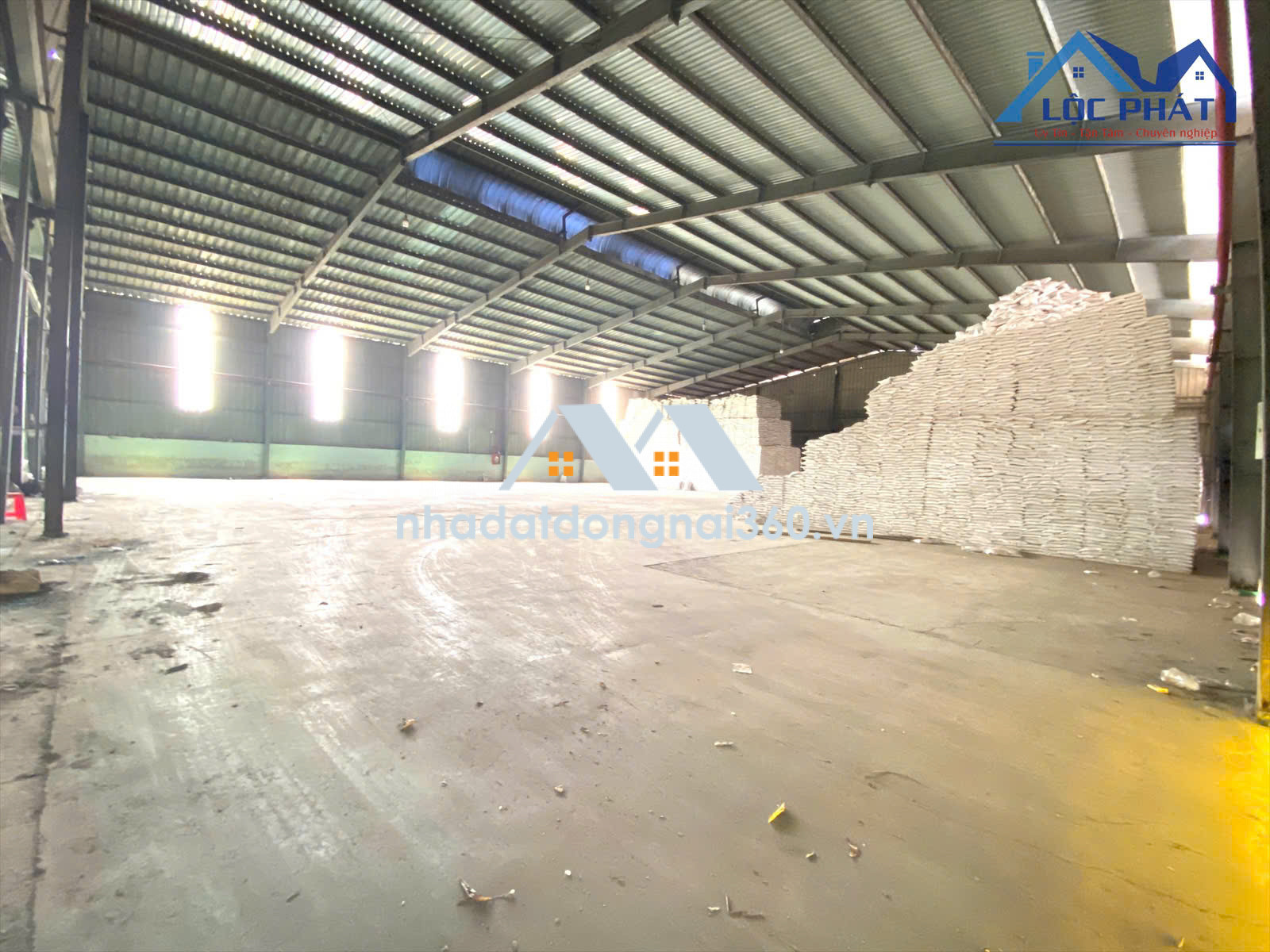 Cho thuê nhà xưởng 4600m2 Phước Tân, Đồng Nai giá 160 triệu/tháng