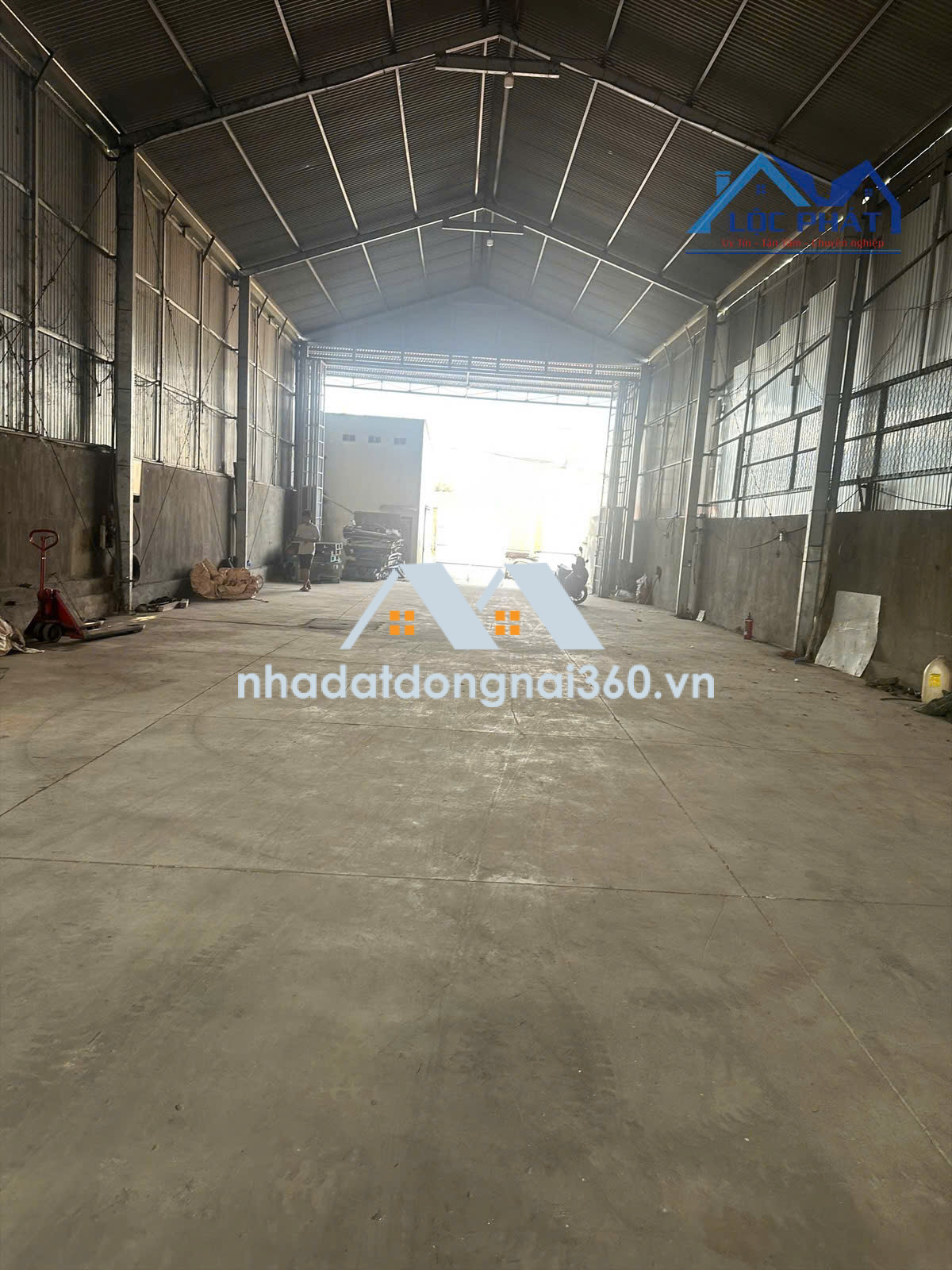 BÁN NHÀ + XƯỞNG MẶT TIỀN ĐƯỜNG VÕ NGUYÊN GIÁP. DIỆN TÍCH GẦN 550M² GIÁ 8,5 TỶ.