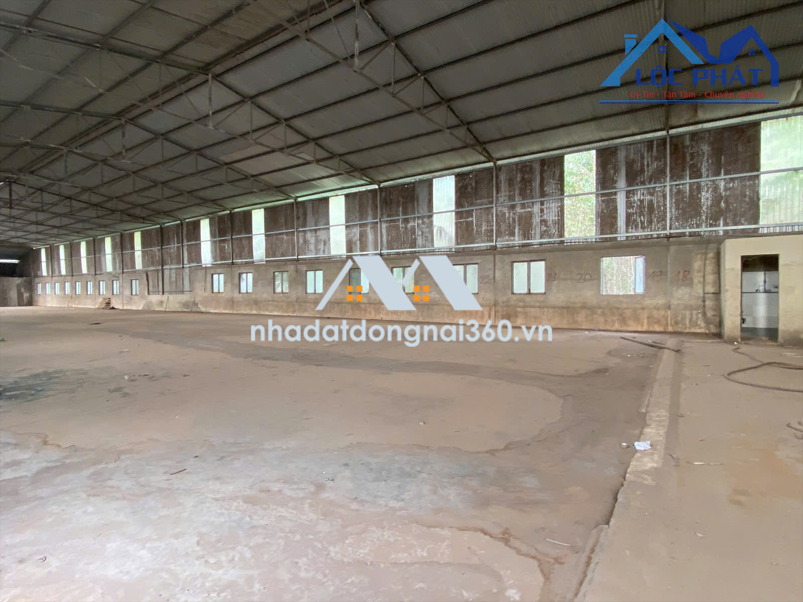 Cho thuê nhà xưởng 1.900m2 giá chỉ 40 triệu. Trảng Bom-Đồng Nai