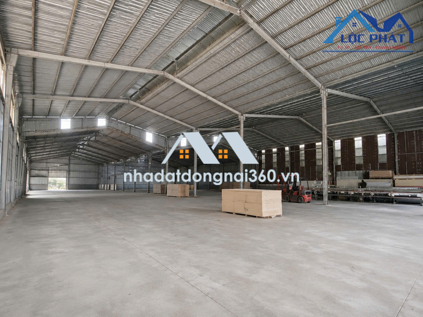 Cho thuê nhà xưởng 4.000m2 giá rẻ chỉ 155 triệu. P Hố Nai-Đồng Nai