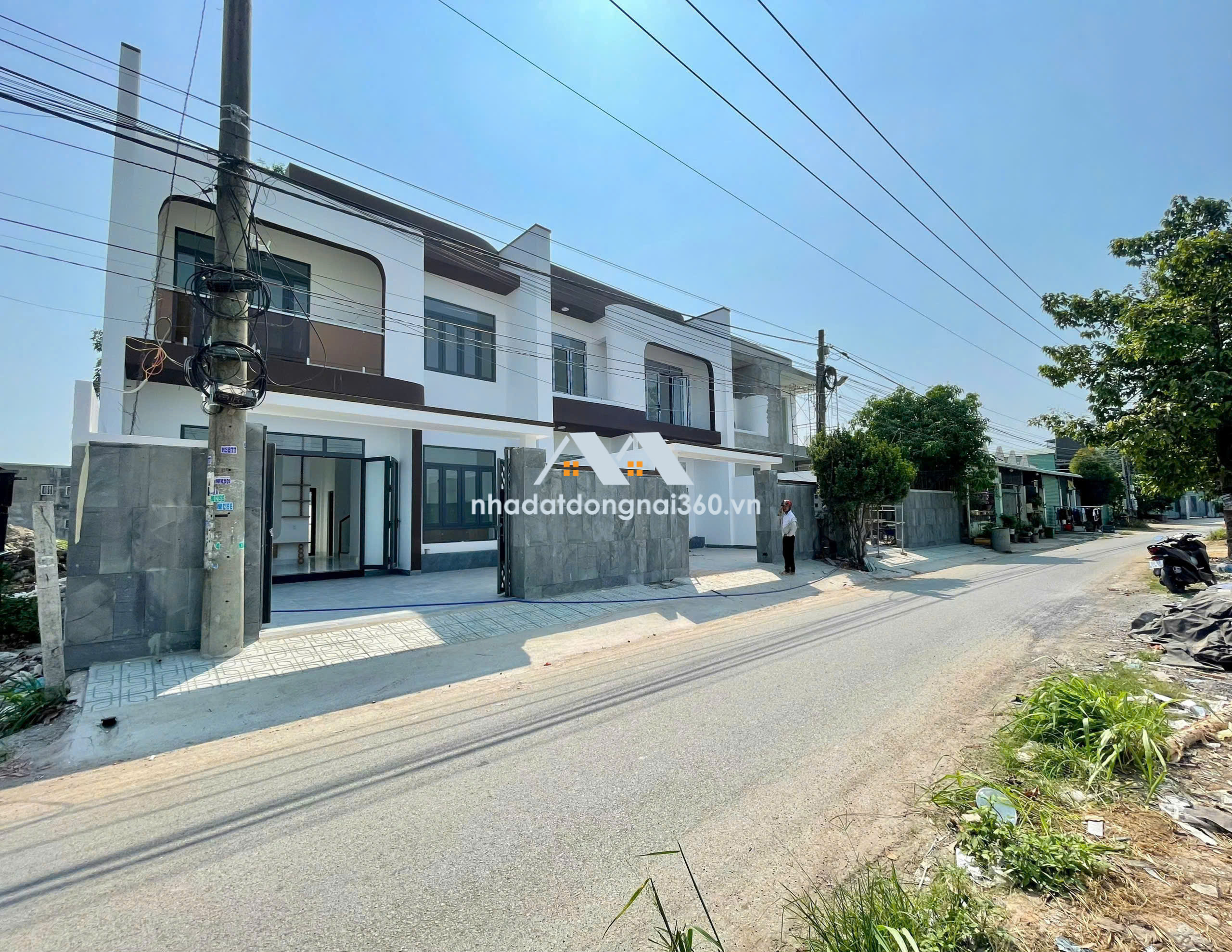 NHÀ MẶT TIỀN ĐƯỜNG NHỰA – XÂY MỚI 100% – GIÁ CHỈ 2,45 TỶ