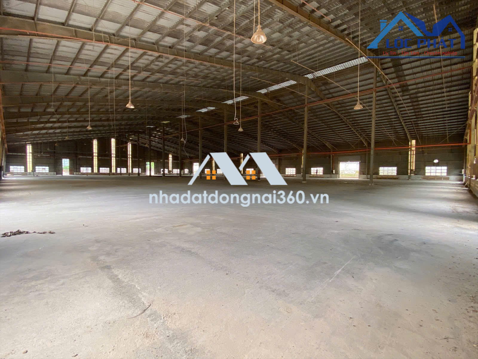 Cho thuê nhà xưởng 12.000m² giá rẻ chỉ 390 triệu. Trảng Dài-Đồng Nai