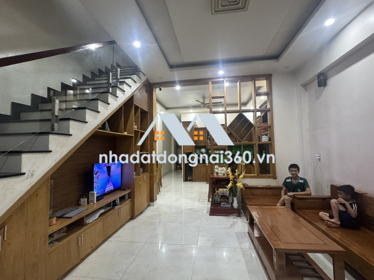 Bán nhà 1Trệt 1Lầu DT: 105m2 giá 3,1 tỷ. P.Trảng Dài-TP Đồng Nai