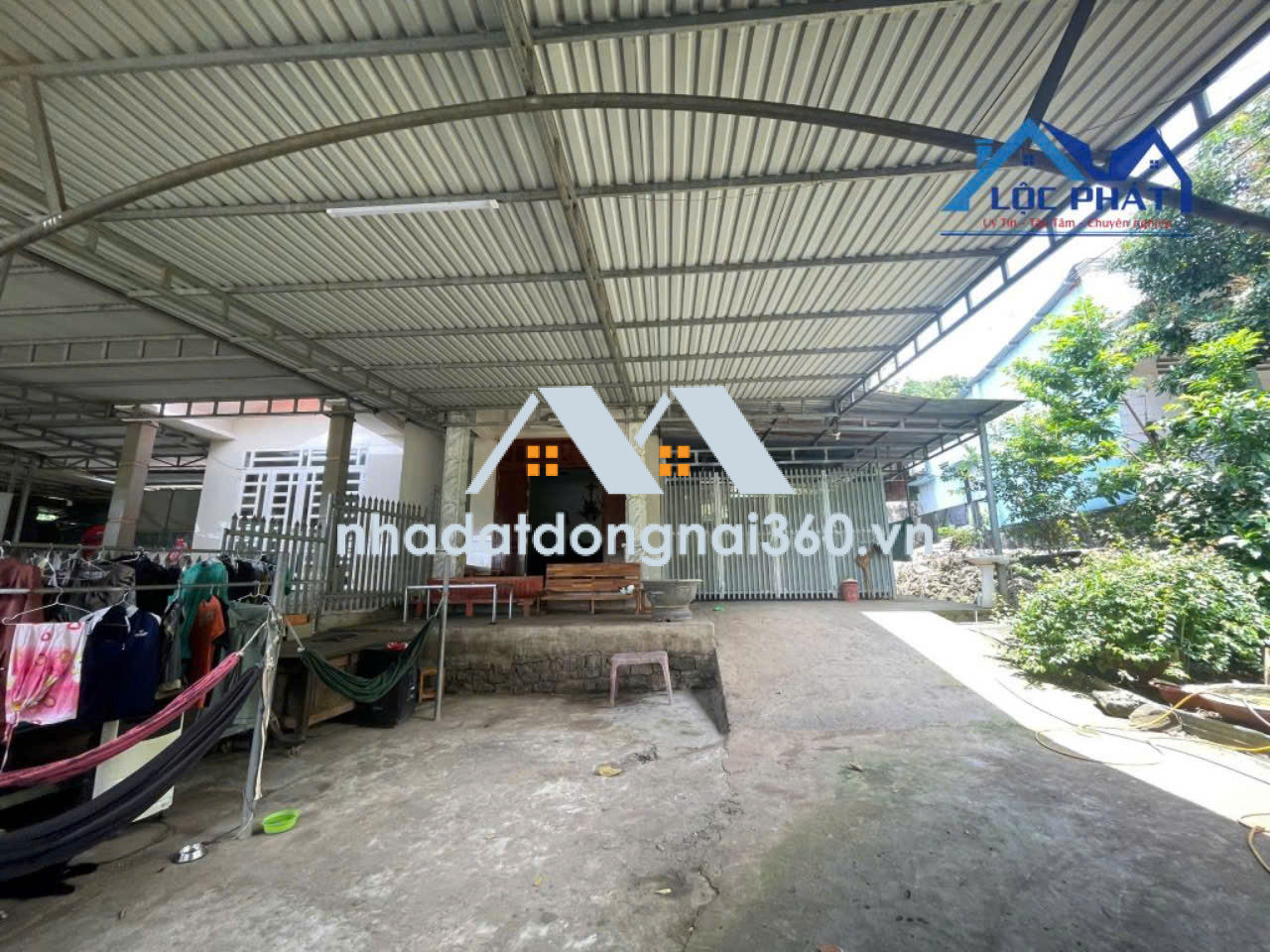 Bán đất mặt tiền đường QL1A 2090m2 giá giảm còn 9 tỷ - Vị trí Tọa lạc tại Xã Bàu Hàm