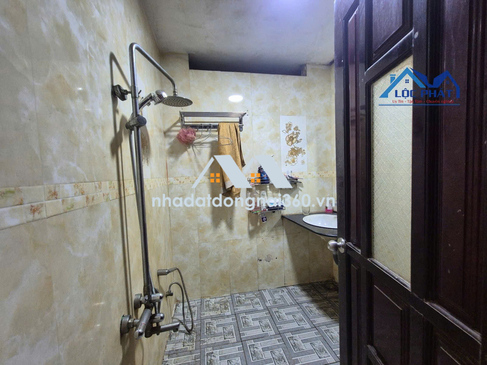 Bán nhà 3 lầu Phường Hố Nai TP Đồng Nai 572m² giá chỉ 12,9 tỷ