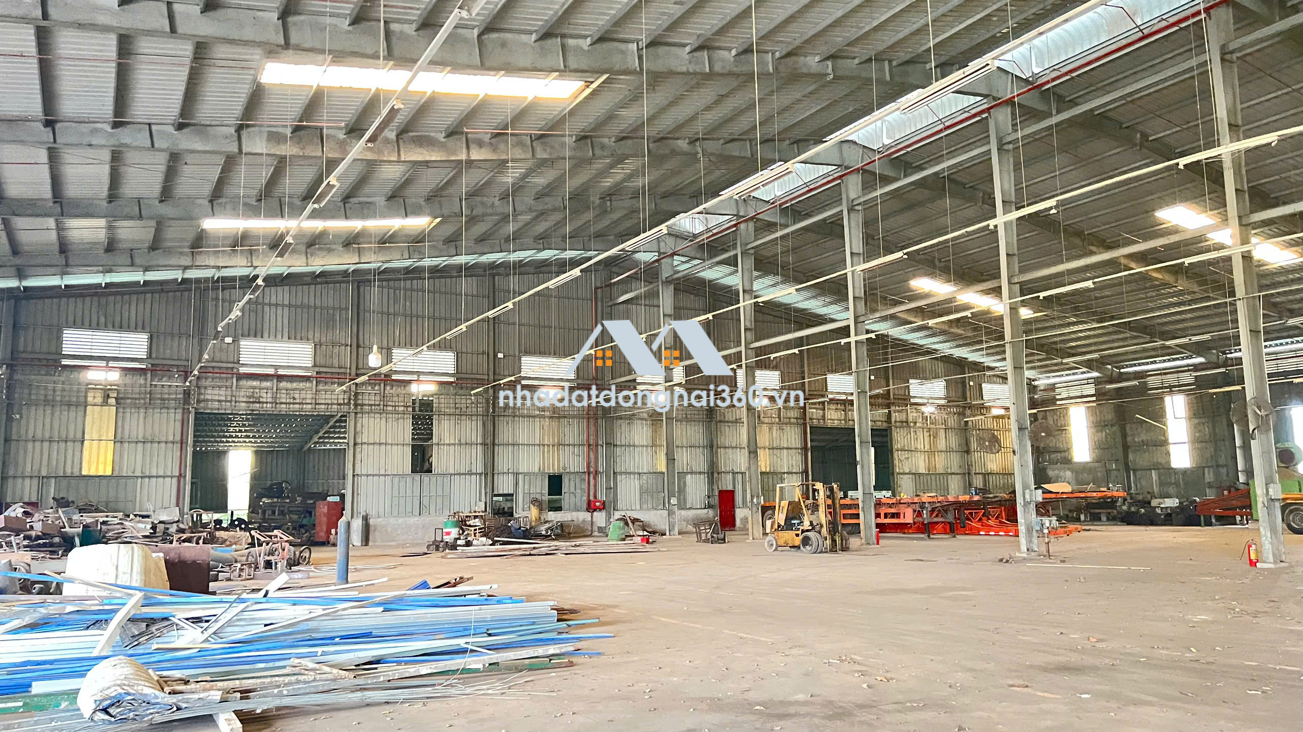 XT236 nhà xưởng sản xuất kinh doanh, khung thép lớn sẵn sàng xưởng trống bàn giao liền