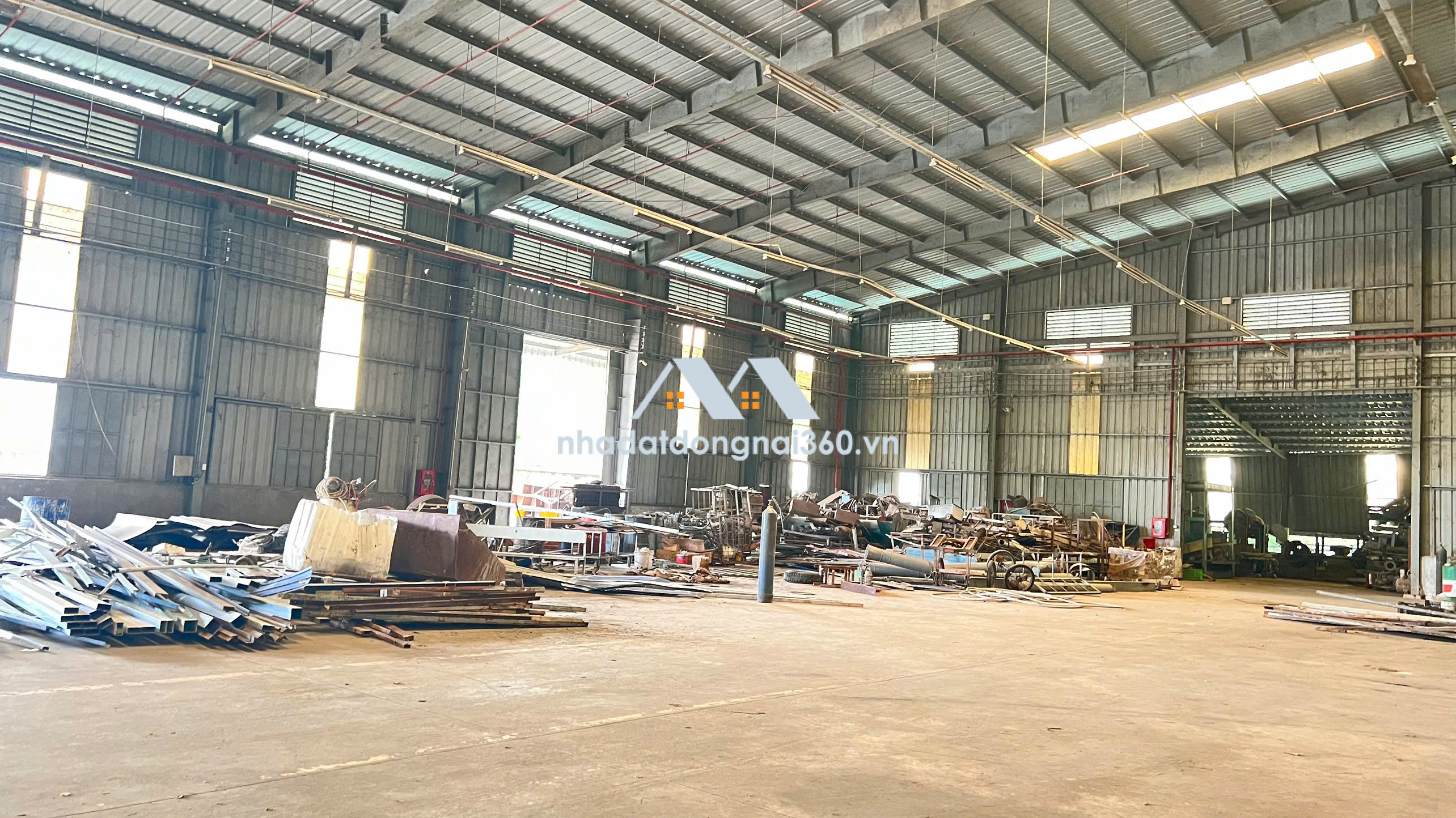 XT236 nhà xưởng sản xuất kinh doanh, khung thép lớn sẵn sàng xưởng trống bàn giao liền