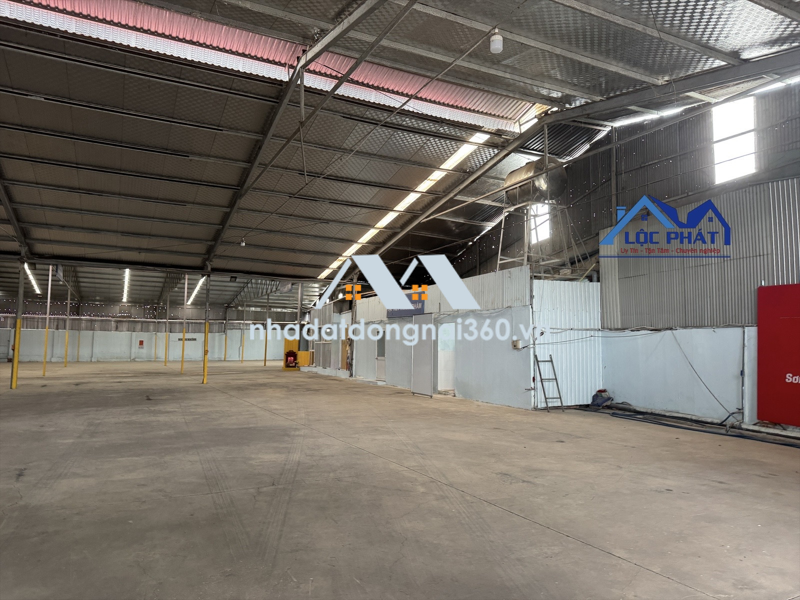 Cho thuê nhà xưởng 1.300m2 Lộc An Long Thành Đồng Nai chỉ 40 triệu/tháng