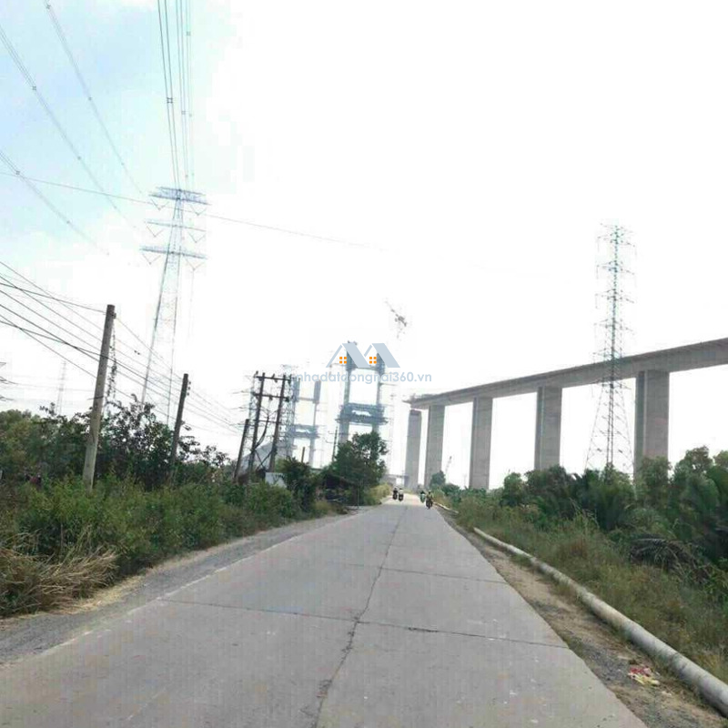 Siêu Phẩm Ngộp 2175M (300M Thổ Cư),Mặt Tiềnsông, View Cầu Phước Khánh, Cách Q7 7Km. Giá 900K/M2 Shr