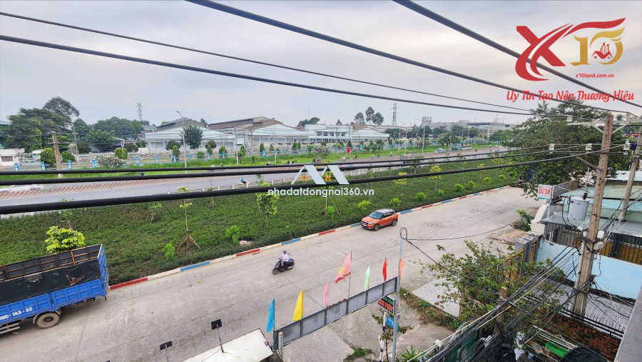 Bán toà nhà 2 mặt tiền ngay Bến Xe Tam Hiệp Biên Hòa Đồng Nai giá chỉ 8.7 tỷ.