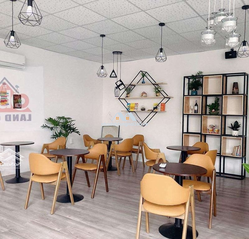 Cần Sang Nhượng Quán Cafe 400M2 Gần Bv Đa Khoa Đồng Nai,Có Lượng Khách